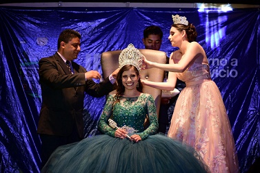 CORONAN A LA REINA DEL CARNAVAL JEREZ 2019