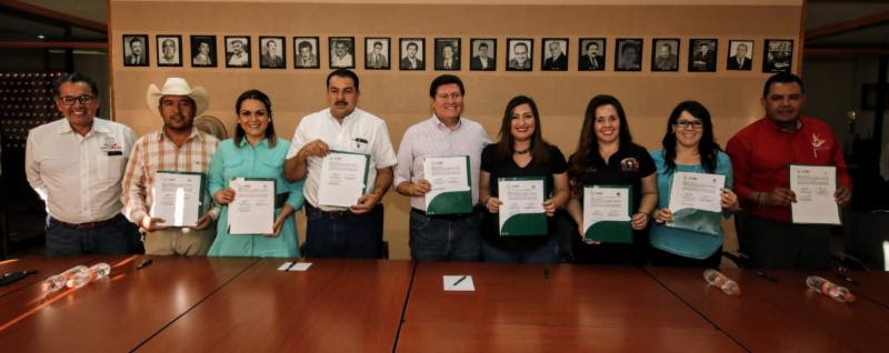 ACUERDAN GOBIERNO DE ZACATECAS Y 15 MUNICIPIOS ENTREGA DE APOYOS AL CAMPO