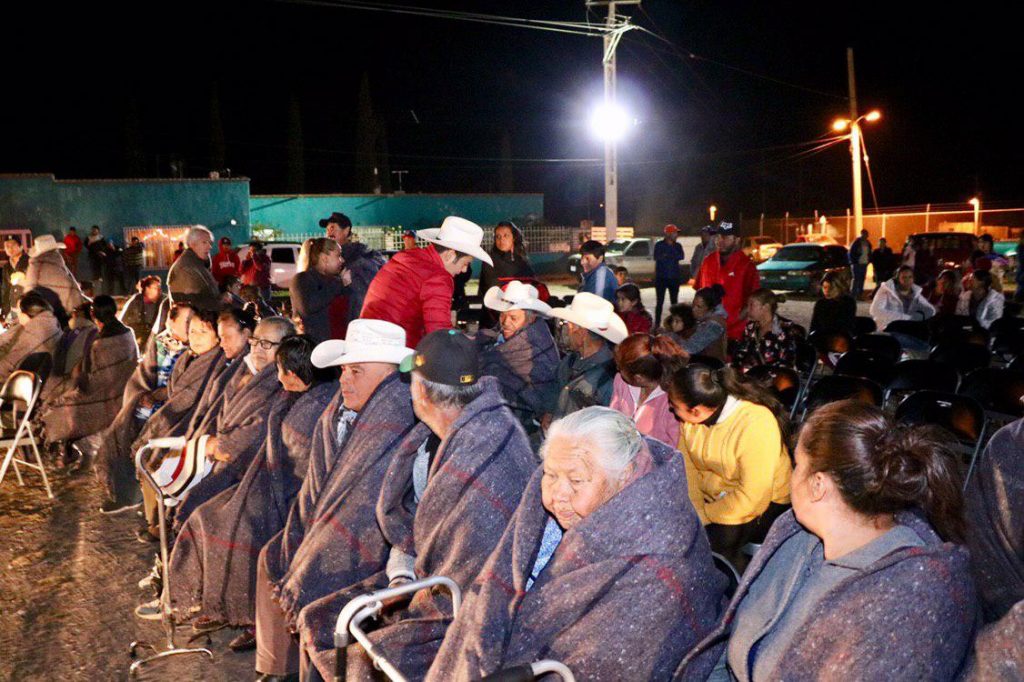 COMPARTE FESTEJOS NAVIDEÑOS CON FAMILIAS DE COLONIAS Y COMUNIDADES DE ZACATECAS